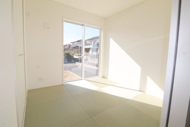 郡山市大槻町字普門寺坦　　１号棟　　大成小学校、大槻中学区の和室