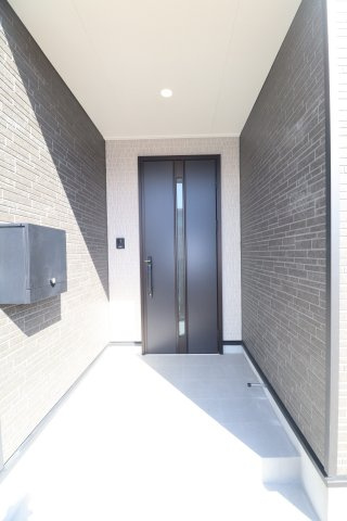 郡山市大槻町字普門寺坦　　１号棟　　大成小学校、大槻中学区の玄関