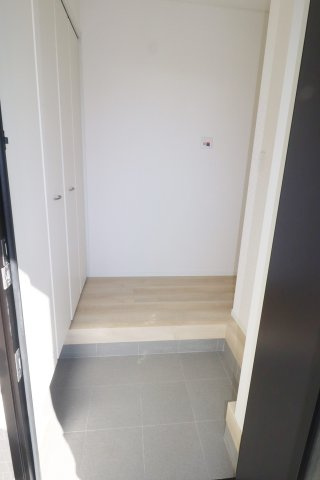 郡山市大槻町字普門寺坦　　１号棟　　大成小学校、大槻中学区の玄関