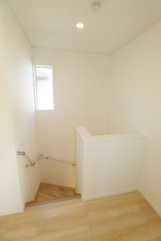 郡山市大槻町字普門寺坦　　１号棟　　大成小学校、大槻中学区の洋室