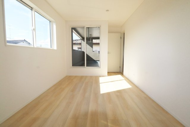 郡山市大槻町字普門寺坦　　１号棟　　大成小学校、大槻中学区の洋室