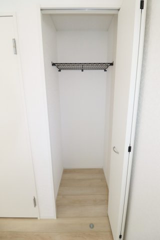 郡山市大槻町字普門寺坦　　１号棟　　大成小学校、大槻中学区の洋室