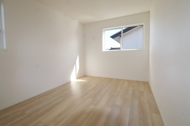 郡山市大槻町字普門寺坦　　１号棟　　大成小学校、大槻中学区の洋室