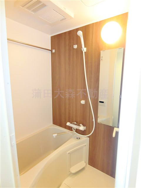 蒲田レーベルの浴室