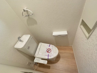 【トイレ】 | 安佐北区口田4（安芸矢口駅）NO1 | シンプルなデザインはお掃除やしやすく衛生的。温水洗浄便座付き　トイレ×２