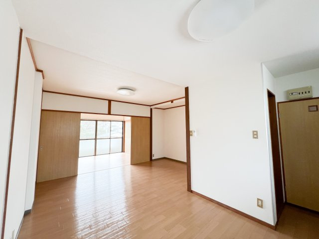 高の森コーポの居間・リビング