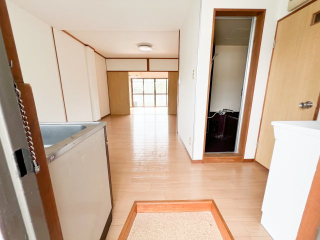 高の森コーポの玄関