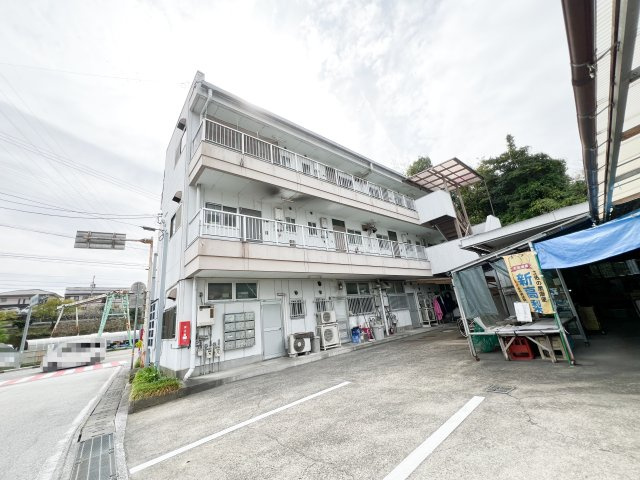 高の森コーポの外観