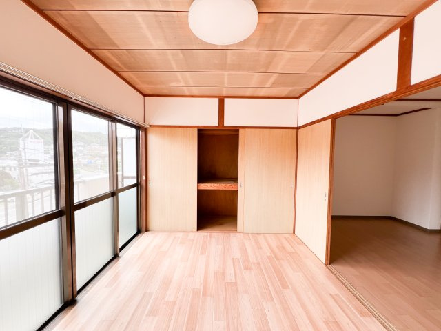 高の森コーポの居間・リビング