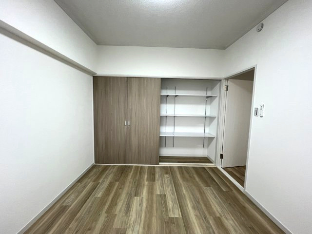 鳴海グランドハイツC棟の洋室|ご都合のよろしい日時に現地をご案内させて頂きます！是非、お問い合わせお待ちしております!!