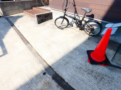 【駐車場】 | a l'aise高畑