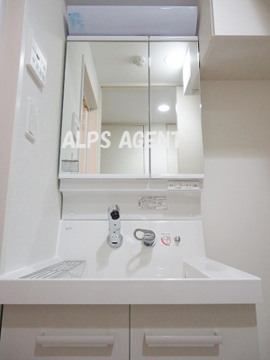 【独立洗面台】 | フェニックス横濱初音町