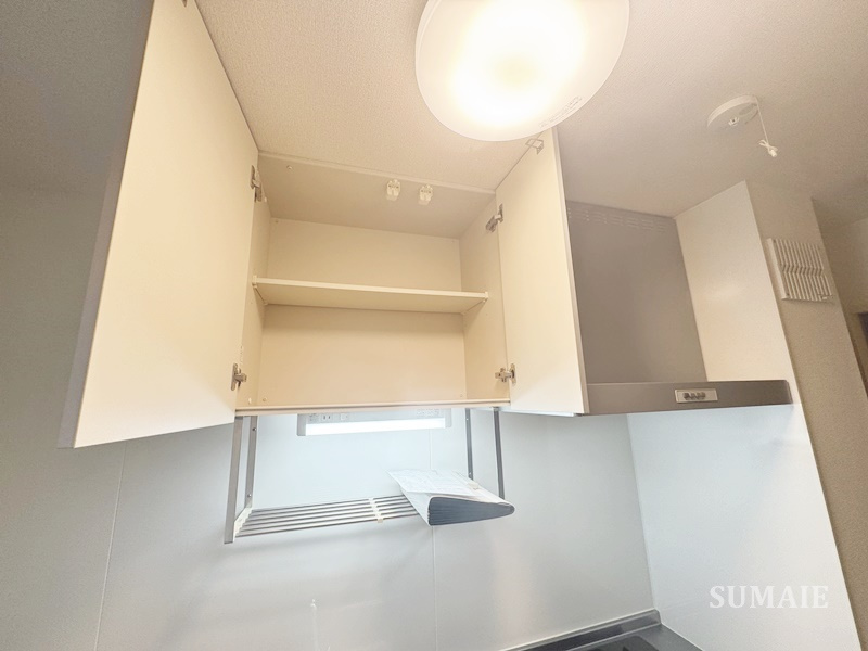 ル・ベリエ浮間のキッチン|吊戸棚です