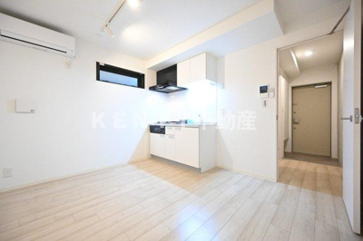 【居間・リビング】 | フェリデンシア御嶽山 | こちらのリビングで趣味の時間をお楽しみください