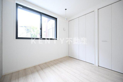 【洋室】 | フェリデンシア御嶽山 | 落ち着いた色調の洋室です