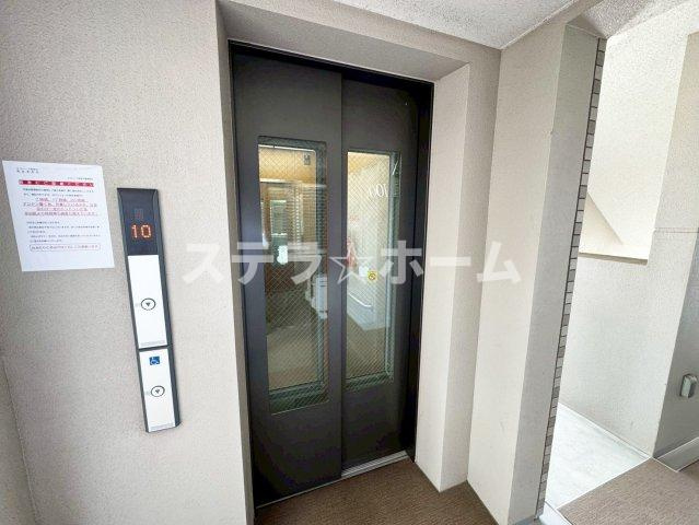 エスリード南茨木のその他共用部分|エレベーター