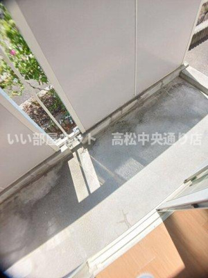 【バルコニー】 | ヴァーナル・エース