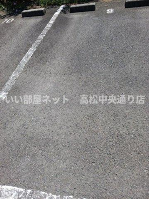 【駐車場】 | ヴァーナル・エース