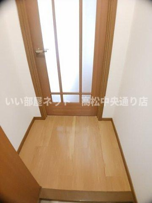 【玄関】 | ヴァーナル・エース