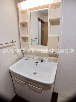 【洗面所】 | ヴァーナル・エース