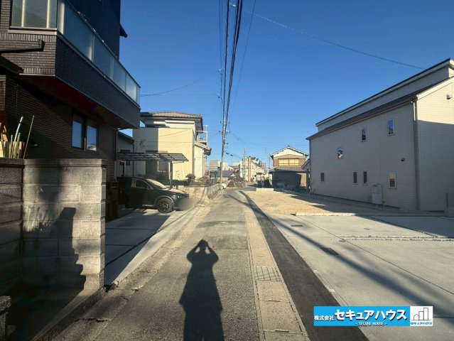 【今からご案内可能】豊明市新栄町全5棟の前面道路含む現地写真|事前予約にて現地ご見学いただけます！お気軽にお問い合わせください♪
■株式会社　セキュアハウス■
住宅ローンに強く、知識、経験豊富なスタッフ在籍
お客様に寄り添い、ご成約後もサポート致します