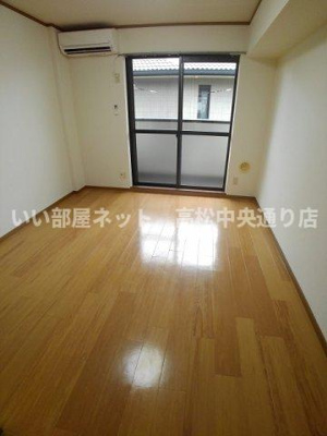 【居間・リビング】 | レインボー・ハイツ