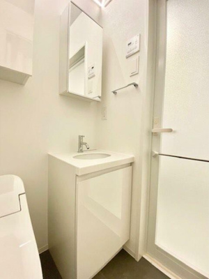 【独立洗面台】 | ラクラス中野弥生町 | 嬉しい独立洗面台付き。