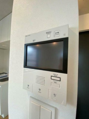 【セキュリティ】 | ラクラス中野弥生町 | モニター付きインターホンで防犯面も安心です！