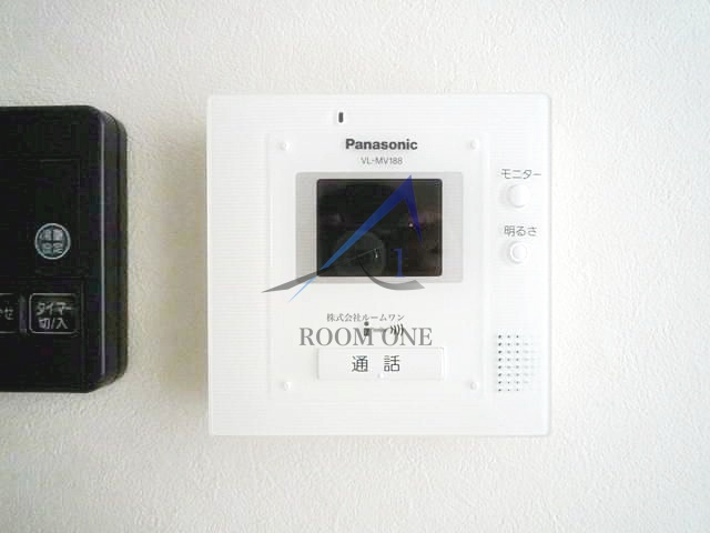 オンディーヌのセキュリティ|モニター付きインターホンです。