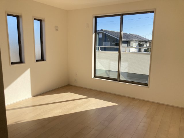 リーブルガーデンS富岡市下高瀬第１　6号棟の洋室|２階洋室1です。