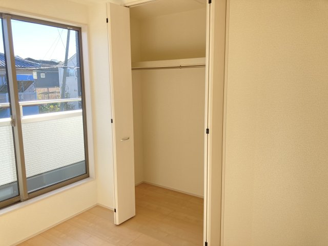 リーブルガーデンS富岡市下高瀬第１　6号棟の収納|２階洋室3収納です。