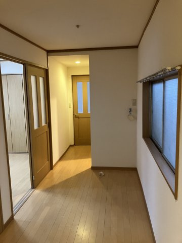 AB店舗の居間・リビング