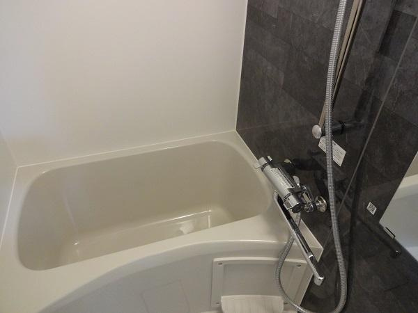 LUMEED横濱鶴見の浴室