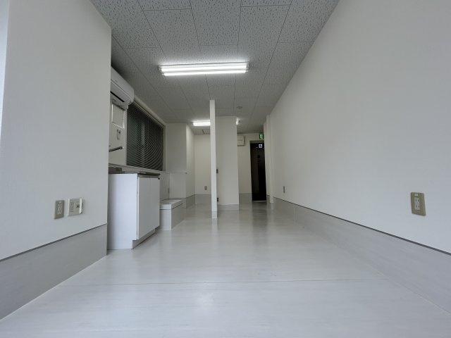 ＡＵＢＥ新川ビル　903のロビー