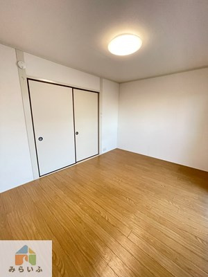 【居間・リビング】 | 川島第2ビル