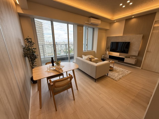 ザ・クレストタワー29階の居間・リビング