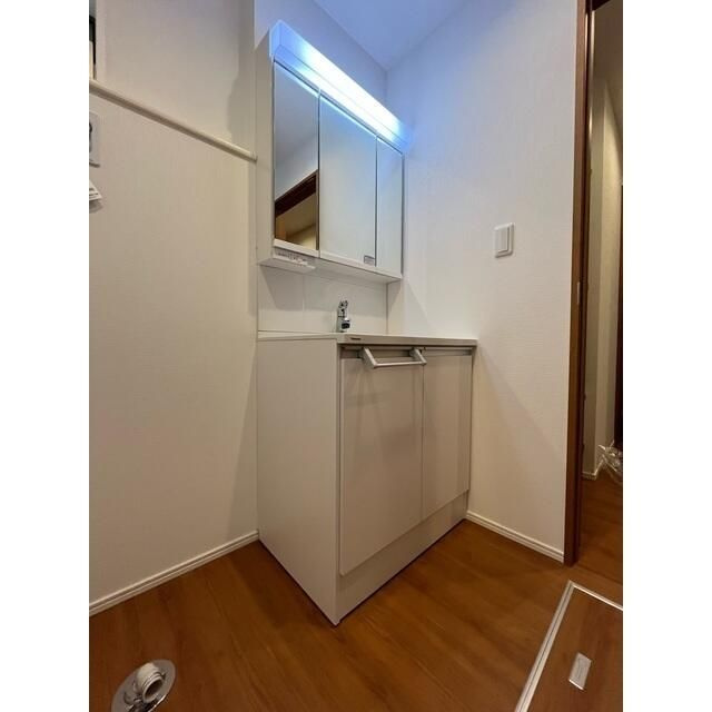 Ｋｏｌｅｔ府中白糸台＃０４の洗面所