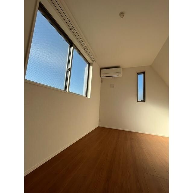 Ｋｏｌｅｔ府中白糸台＃０４の洋室