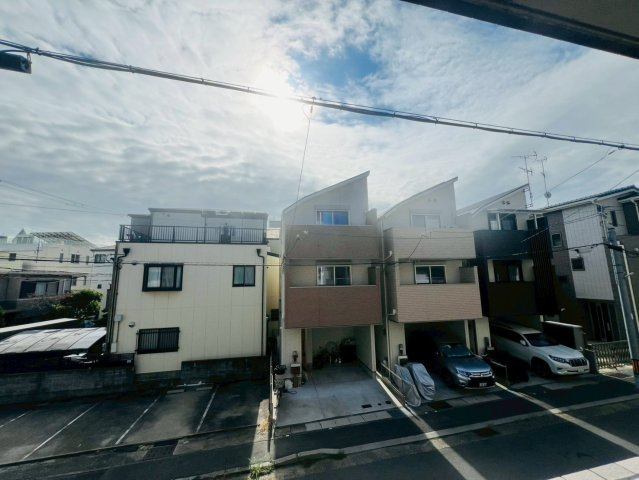 アドマーニの展望