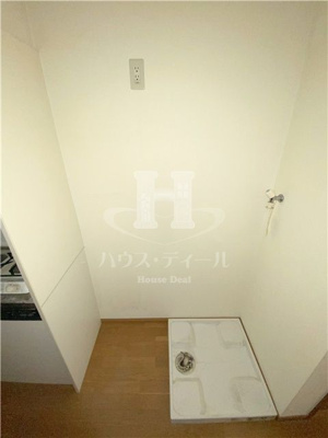 【内装】 | ロイヤル中十条 | 室内洗濯機置き場