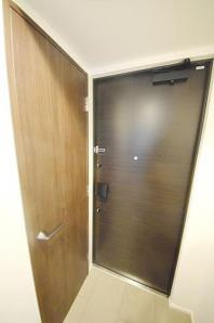 ザ・パークハビオ新御徒町の玄関