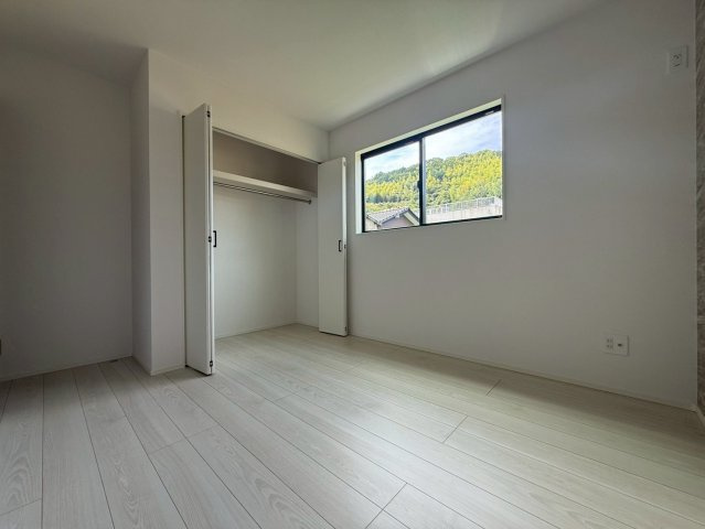 土佐市蓮池3期2棟　2号棟の洋室|※写真はイメージです。