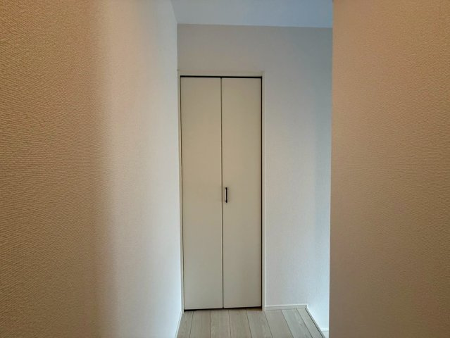 土佐市蓮池3期2棟　2号棟の収納|※写真はイメージです。