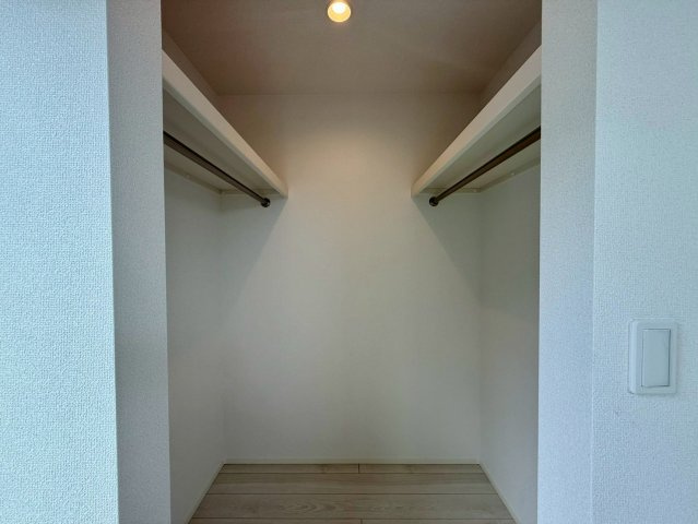 土佐市蓮池3期2棟　2号棟の収納|※写真はイメージです。