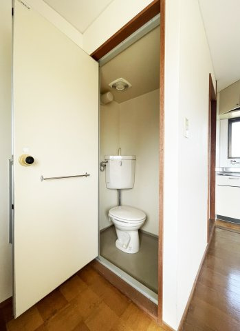 下助任HOUSEのトイレ