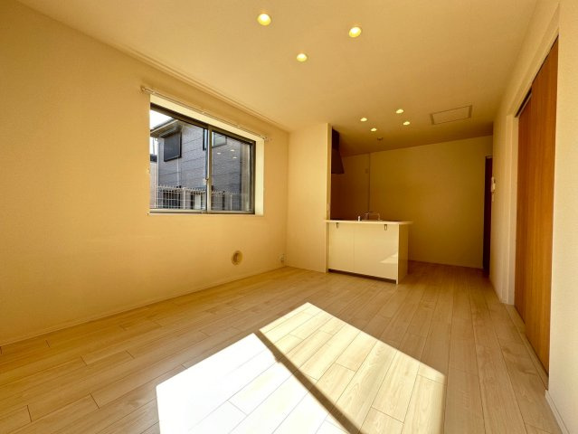 ドムスＮＹ・杉並の居間・リビング|★バルコニーからリビング★