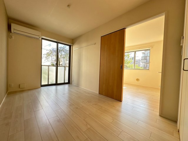 ドムスＮＹ・杉並の洋室|★5.9帖の洋室★