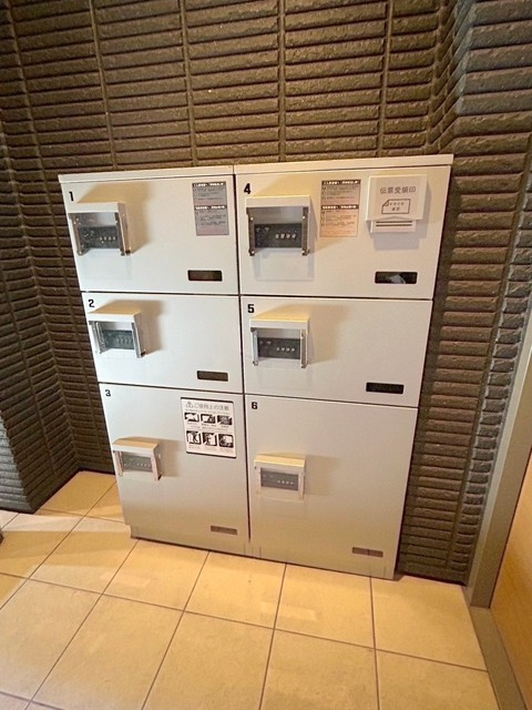 ドムスＮＹ・杉並のその他共用部分|★宅配ボックス完備でお出かけの際にも荷物が受け取れます★