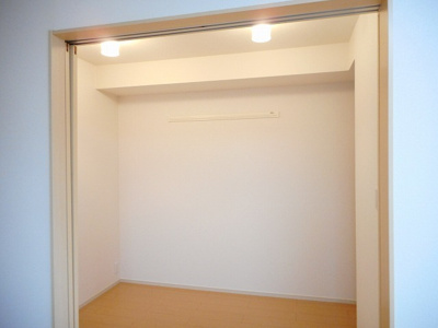 【内装】 | フォーリーフ