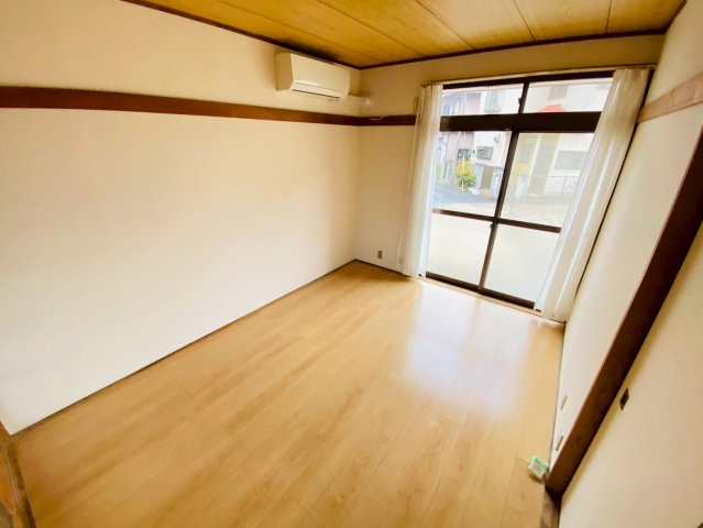 【寝室】 | 洋室①☆